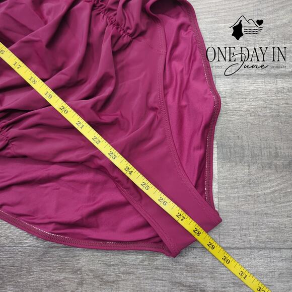 Blooming Jelly Ruched Cutout One Piece Swimsuit Size L - Picture 6 of 7